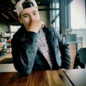 Meet your Posher, Gage